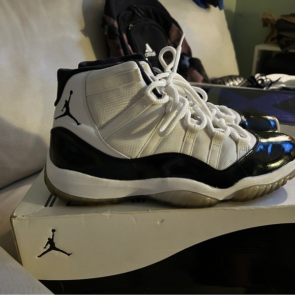 Air Jordan 11 Concords size 12 - Picture 2 of 7
